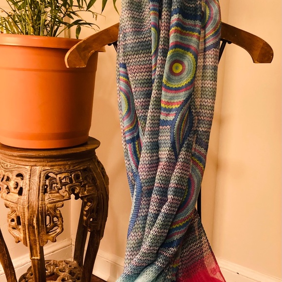 Spring Scarf - Picture 3 of 10